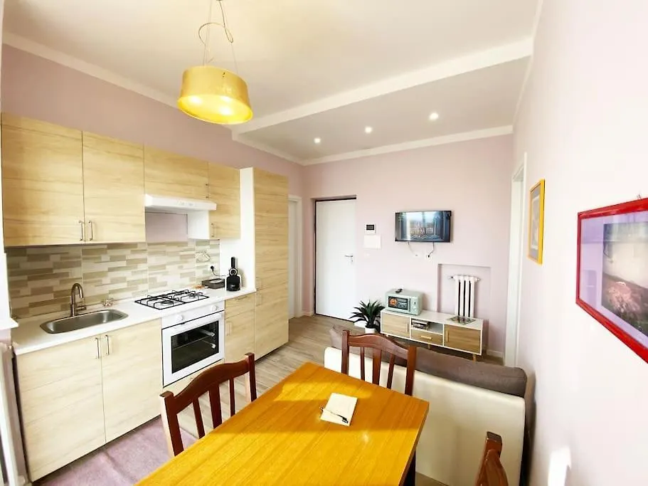Apartment Appartamento Vicino Parco Ducale Parma Italy