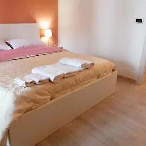 Appartamento B8, Parma